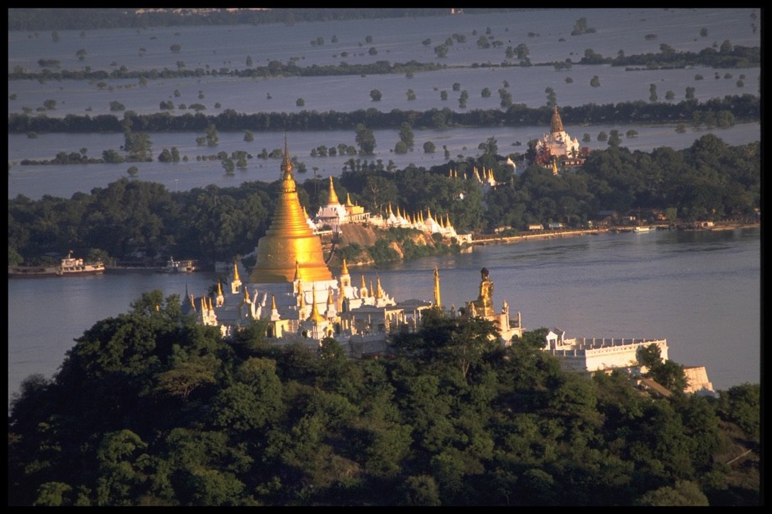 Sagaing temple flooded